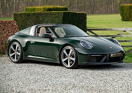 Porsche 992 Targa 4S Heritage Design Edition Brewster Green