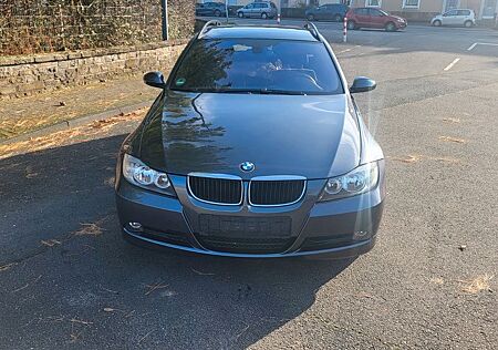 BMW 320i touring -1 Hand Klimaautmatik