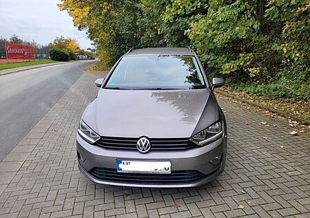 VW Golf Sportsvan Volkswagen 1.2 TSI 81kW Comfortline BMT ...