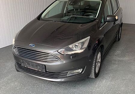 Ford Grand C-Max Titanium