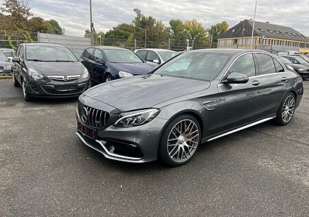 Mercedes-Benz C 63 AMG C 63s AMG / Keyless Go/ Head Up/ Navi/ 360