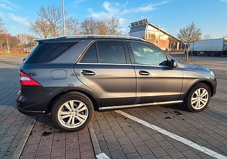 Mercedes-Benz ML 350 BlueTEC 4MATIC -