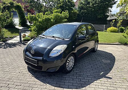 Daihatsu Charade 1,33 Dual-VVT-i Basis Basis