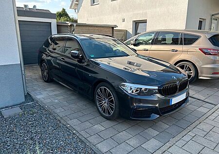 BMW 540 M540i xDrive M Perf. / Navi Prof / HEAD-UP