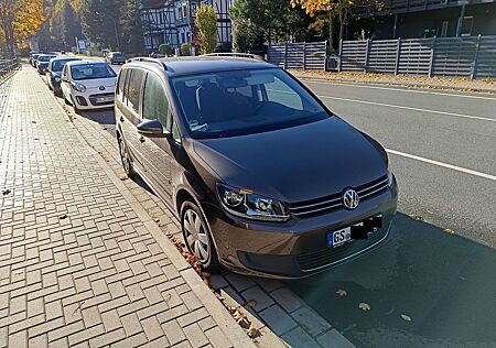 VW Touran Volkswagen 1.2 eFH, Navi, TÜV+Insp neu, Unfallfrei
