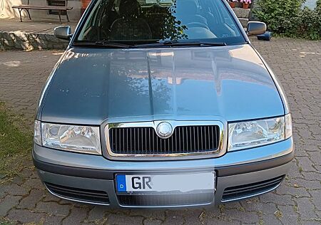 Skoda Octavia Combi 1.9 TDI 74kW Tour Tour