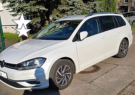 VW Golf Volkswagen 1.4 TSI 92kW Sound Variant Sound