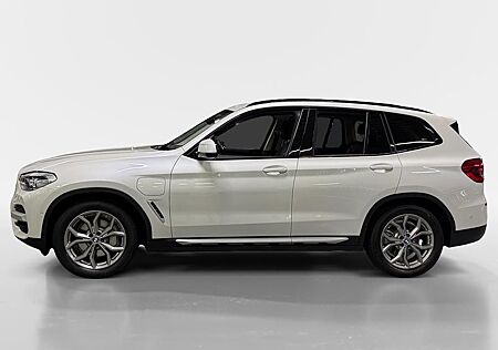 BMW X3 xDrive30e Aut. xLine+Adap.Fahrwerk+360°Kamera