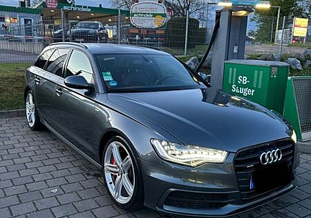 Audi A6 mit Carplay und Exhaust System