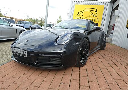 Porsche 992 Carrera