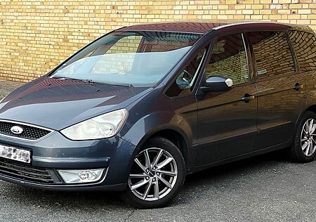 Ford Galaxy 2,0 TDCi 96kW Automatik 7-Sitzer