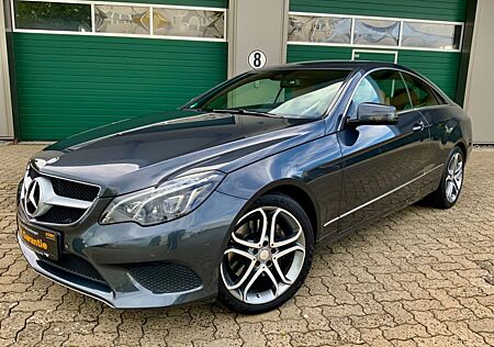 Mercedes-Benz E 350 4Matic Coupe/ 1.HAND/Leder/PDC/LED/Spur./