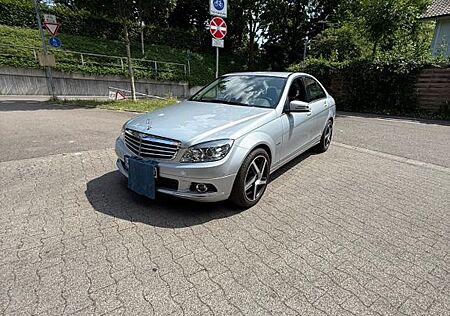 Mercedes-Benz 200