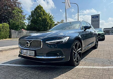 Volvo V90 Kombi Ultimate Bright *HUD-360°-Massage*