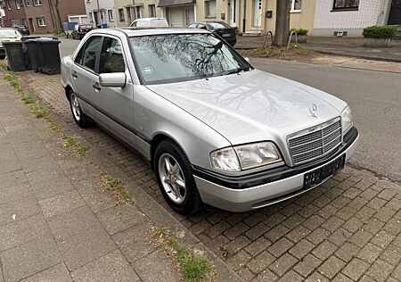 Mercedes-Benz C 180 ELEGANCE TÜV Neu
