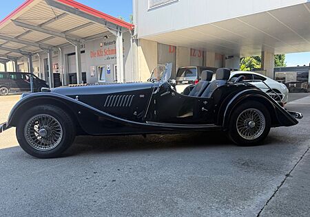 Morgan Plus 8 , V8, Schalter, Traumzustand, inkl Verdeck