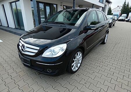 Mercedes-Benz B 200 B -Klasse Alu Navi Klima Schwarz M.