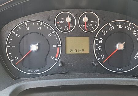 Ford Fiesta 1,4 16V Ambiente Ambiente