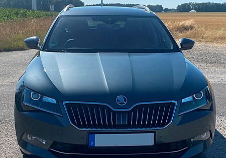Skoda Superb 2.0 TDI SCR 140kW DSG AMBITION COMBI ...