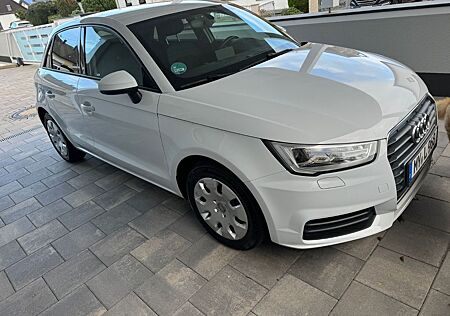 Audi A1 1.0 TFSI ultra S tronic Sportback -