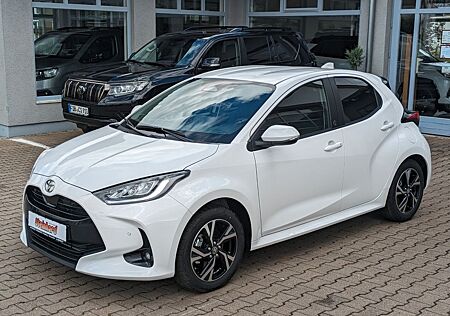 Toyota Yaris 1,5 Hybrid "Team D" mit Safety-Paket