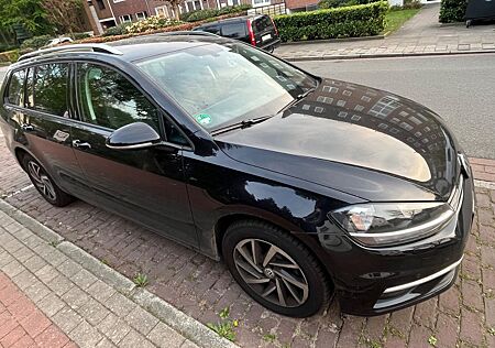 VW Golf Volkswagen 1.6 TDI SCR DSG JOIN Variant JOIN