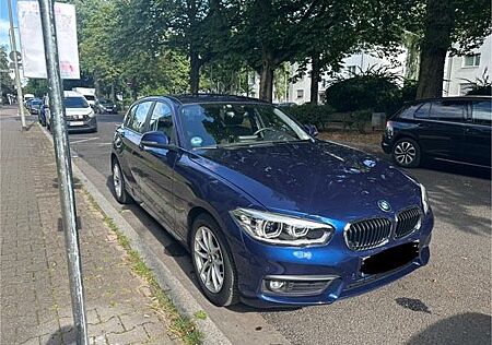 BMW 118i -