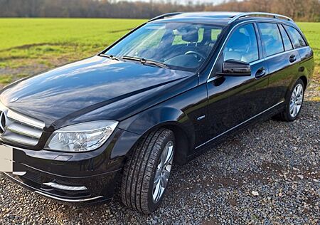 Mercedes-Benz C 200 T BlueEFF. AVANTGARDE, 8-fach bereift