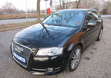 Audi A3 1.4 TFSI Attraction Vollausstattung