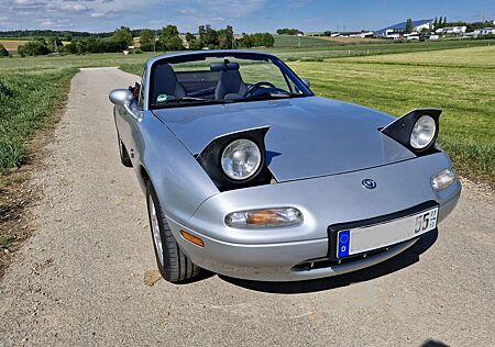 Mazda MX-5 1.9 SHZ AHK