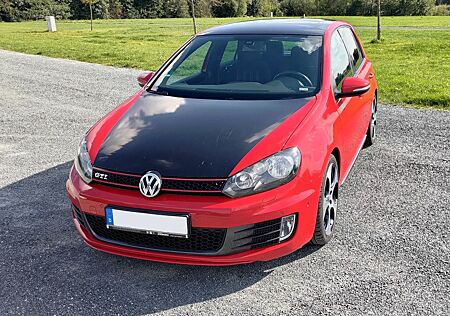 VW Golf Volkswagen 2.0 TSI GTI NAV+GRA+PDC+8-fach+Schalter