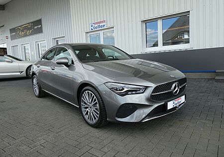 Mercedes-Benz CLA 180 Progressive, MBUX, Kamera