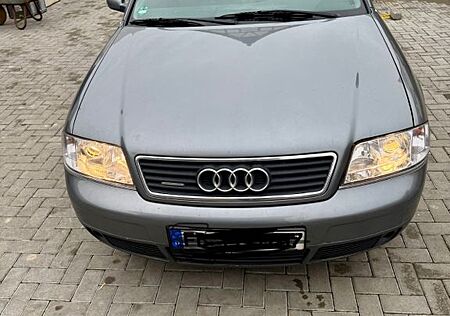 Audi A6 1.8 T quattro Youngtimer