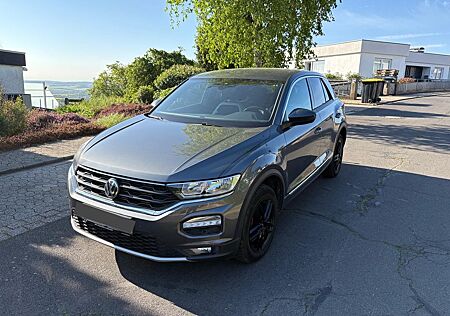 VW T-Roc Volkswagen 1.5 TSI ACT Sport