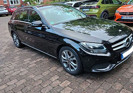 Mercedes-Benz C 220 d 4MATIC T AVANTGARDE Autom.