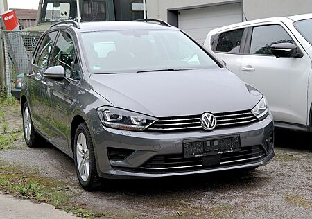VW Golf Sportsvan Volkswagen VII Comfortl* Autom.Bi-Xenon*Navi