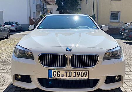 BMW 530d F11 xDrive Touring M Paket *Kamera*Hed-Up