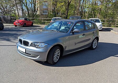 BMW 116i - TÜV,NAVI,MFL,S-DACH,TEMPO,KLIMA,8-FACH