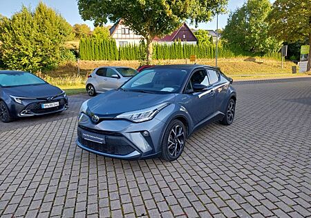 Toyota C-HR 2.0 Hybrid Team Deutschland