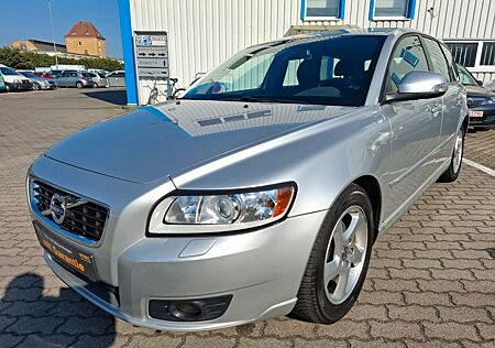 Volvo V50 Kombi 1.6 D Business Edition / 1 Hand