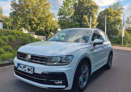 VW Tiguan Volkswagen 2.0 TDI SCR Comfortline R-Line TÜV NEU