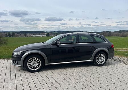 Audi A4 Allroad 3.0 TDI (DPF) S tronic quattro -