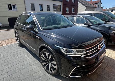 VW Tiguan Volkswagen 2.0 TSI OPF 140kW DSG 4MOTION R-Line ...