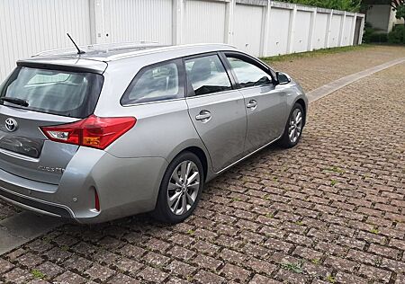 Toyota Auris Touring Sports Touring Sports Hybrid 1...