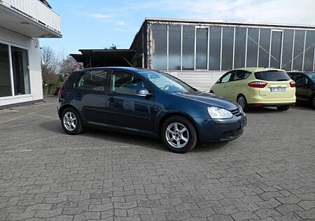 VW Golf Volkswagen V Lim. Trendline