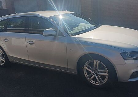 Audi A4 2.0 TFSI 132kW S line Avant S line