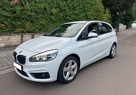 BMW 218 Active Advantage Navi/AHK/17"