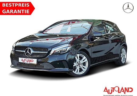 Mercedes-Benz A 220 A220 Urban 4Matic LED Panorama Tempomat Navi PDC