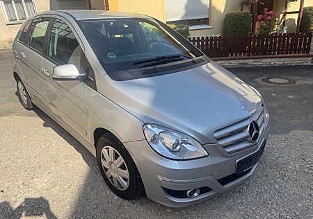 Mercedes-Benz B 180 B -Klasse