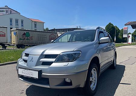 Mitsubishi Outlander 2,4 Sport*ALLRAD*LEDER*AHK*2.HAND